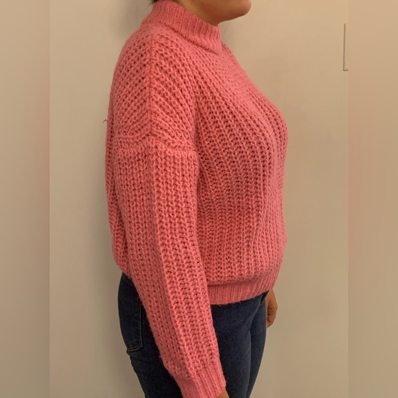 Pink Sweater - Picture 2 of 3
